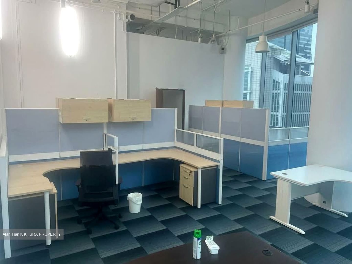 Oxley Tower (D1), Office #598079331